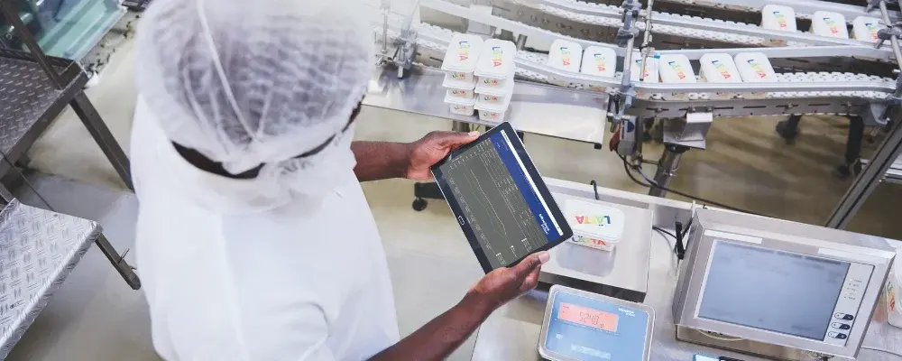 Expert opinions: The cost of human error and the role of weighing processes and technology
